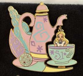97062 - Artist Choice - Mad Tea Party - Alice Teacup - Walt Disney World alternate image