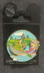 97072 - White Glove Series - Muppets: Miss Piggy and Kermit - Walt Disney World alternate image