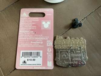 98047 - Mother's Day - 2025 Lady and puppies alternate image