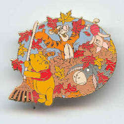 Winnie the Pooh & Friends Raking Leaves