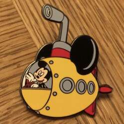 Mickey Submarine