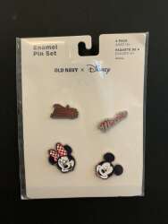 Old Navy x Disney - Mickey and Minnie 4 pin set - DLIC