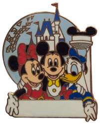 Click to view the Three Parks Logo with Name details