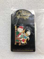 Click to view the Donald Duck as Santa Claus details