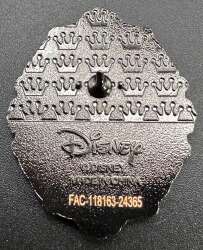 99916 - Hot Topic - Princess Back Portrait Mystery Collection - Pocahontas - Loungefly alternate image